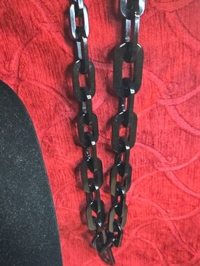 Iconic Rara Avis by Iris Apfel Chunky Black Resin Chain Link Statement Necklace